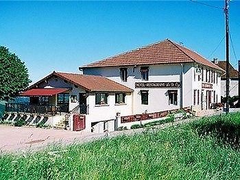 Hotel Logis Le Saint Cyr Montmelard Zewnętrze zdjęcie