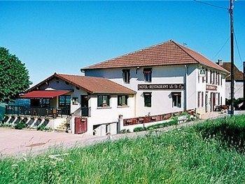 Hotel Logis Le Saint Cyr Montmelard Zewnętrze zdjęcie