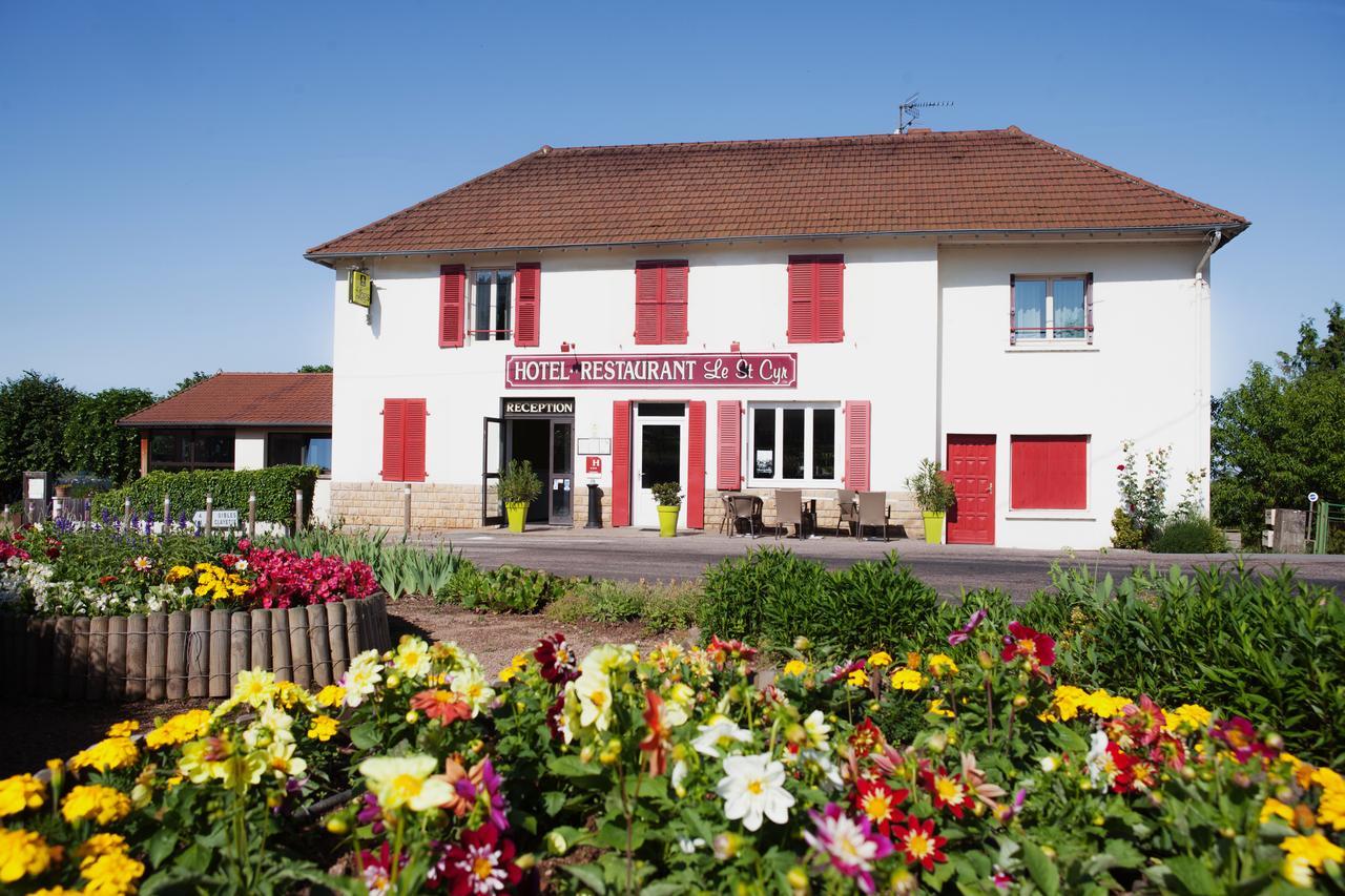 Hotel Logis Le Saint Cyr Montmelard Zewnętrze zdjęcie